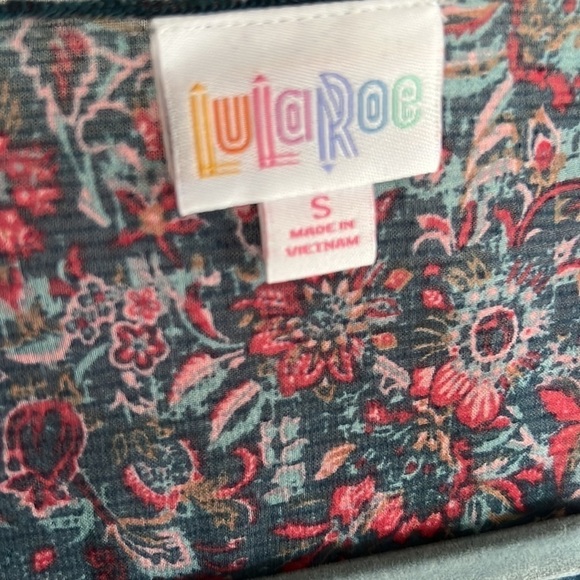 LulaRoe Monroe Kimono with Pink  Fringe Small - Picture 5 of 6
